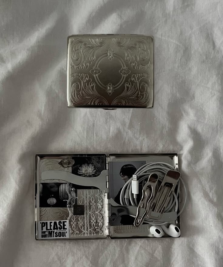 Chrome Cig Case